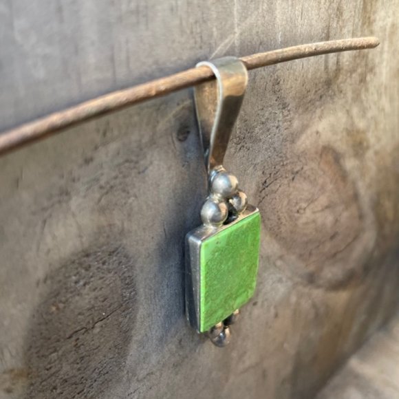 RARE Vintage Pendant A.Cadman Gaspeite & Sterling Silver - Picture 8 of 12